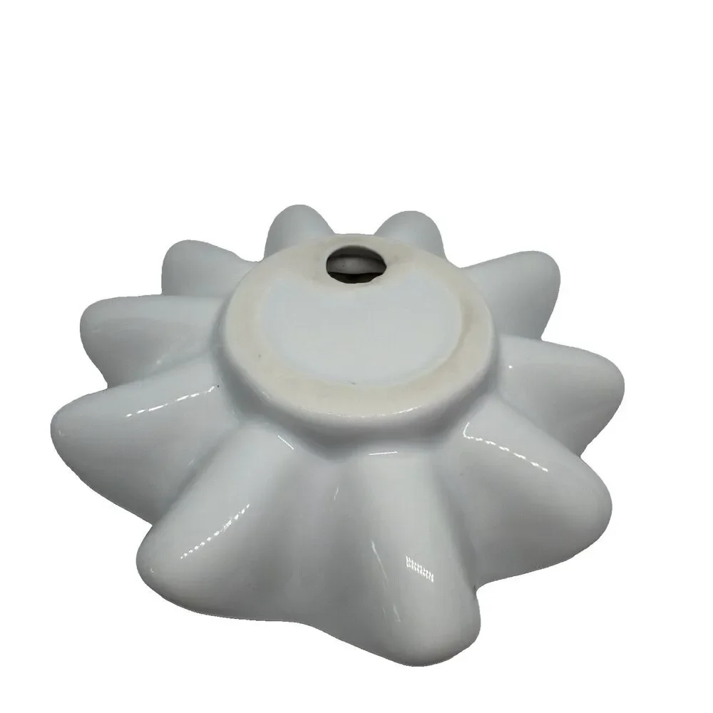 White Ruffles Ceramic Taper Candle Holder Modern Minimalist Fluted 4.3